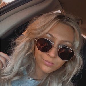 Meet your Posher, Alexa